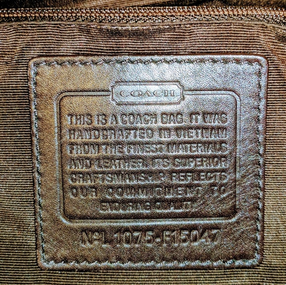 Authentic Coach Purse - Picture 5 of 8